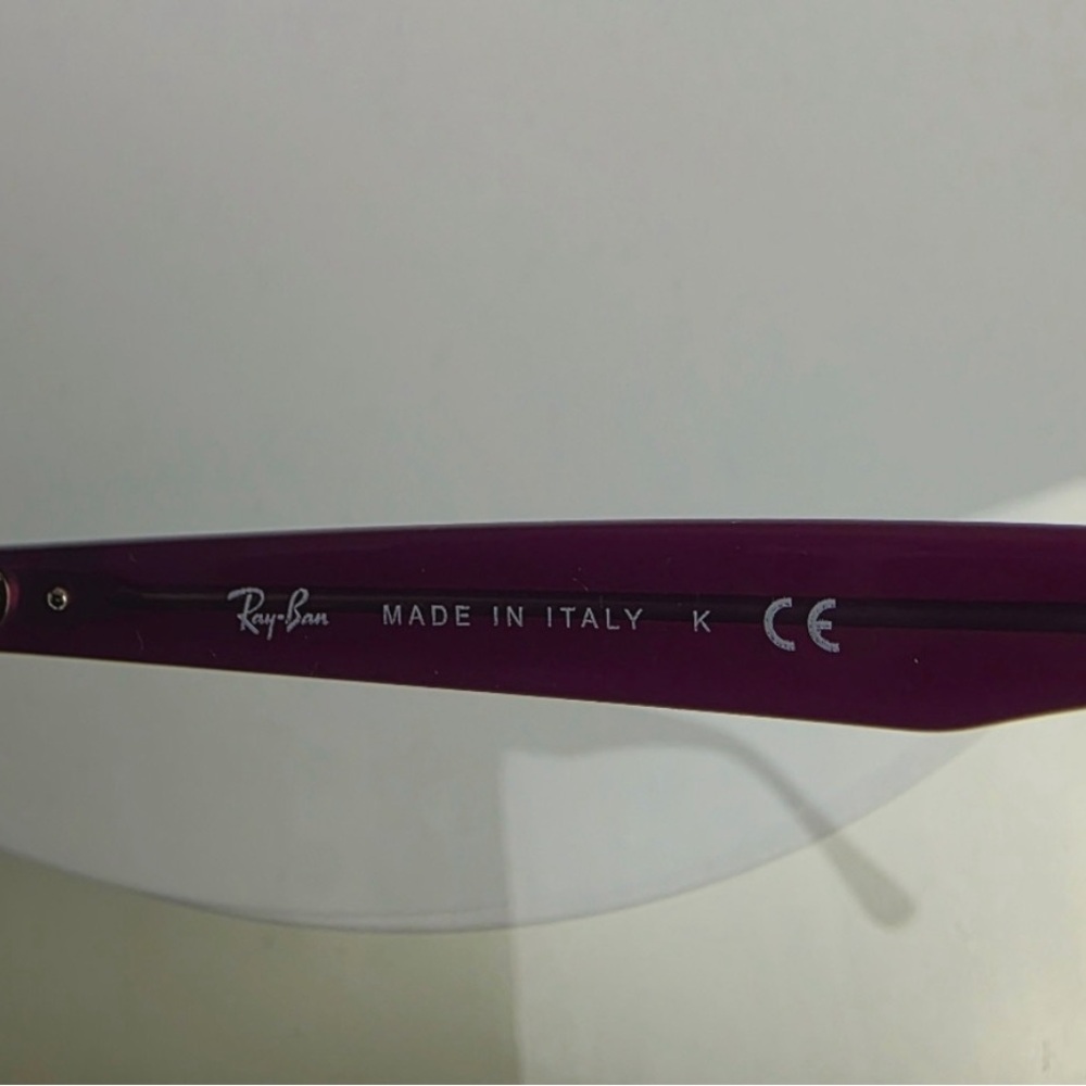 Women’s Purple Ray-Ban Sunglasses with Case - Picture 4 of 5